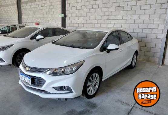 Autos - Chevrolet CRUZE LT 2017 Nafta 130000Km - En Venta
