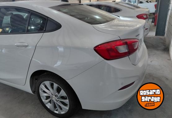 Autos - Chevrolet CRUZE LT 2017 Nafta 130000Km - En Venta