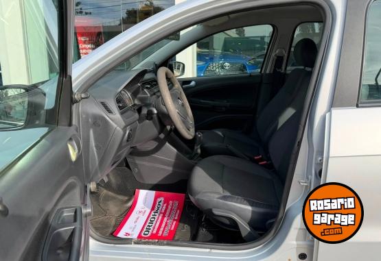 Autos - Volkswagen VOYAGE 1.6 MSI MANUAL 2017 Nafta 48000Km - En Venta
