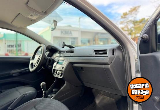 Autos - Volkswagen VOYAGE 1.6 MSI MANUAL 2017 Nafta 48000Km - En Venta