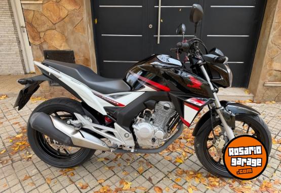 Motos - Honda Twister 250 2019 Nafta 3500Km - En Venta