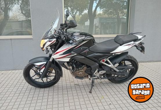 Motos - Bajaj 200 NS 2015 Nafta 43685Km - En Venta