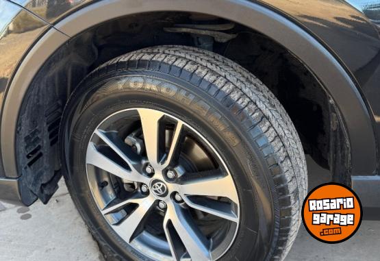 Camionetas - Toyota Rav VX 4x4 tope de gama 2017 Nafta 52000Km - En Venta
