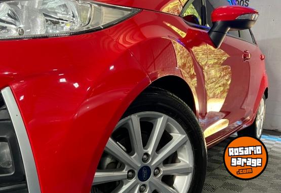 Autos - Ford Fiesta Kinetic 2018 Nafta 95000Km - En Venta