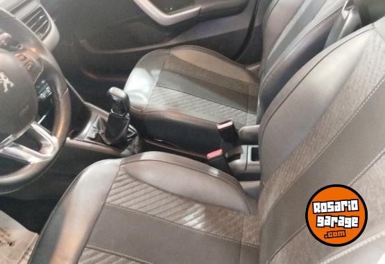 Autos - Peugeot 208 FELINE 2019 Nafta 39000Km - En Venta