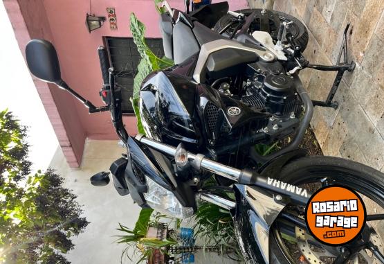 Motos - Yamaha Fz Fi 150 2023 Nafta 16400Km - En Venta