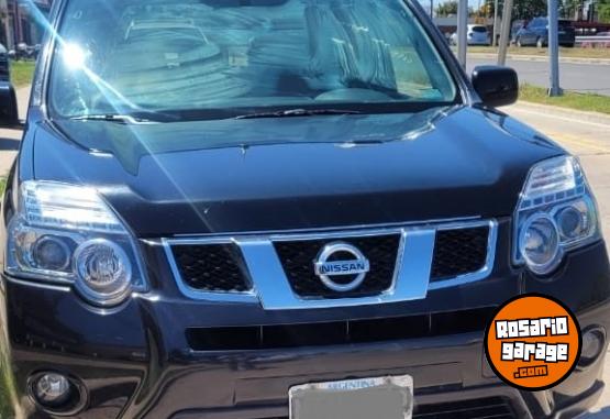 Camionetas - Nissan Nissan X-Trail 2.5 Tekna 2013 Nafta 215000Km - En Venta