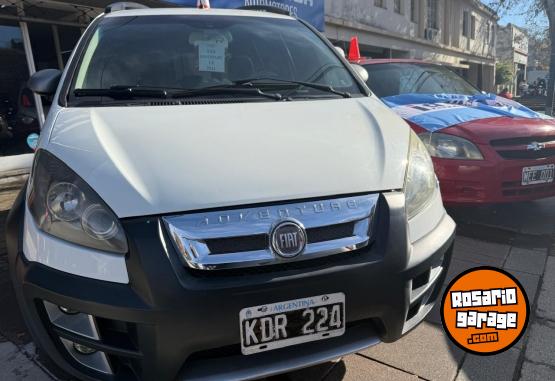 Autos - Fiat IDEA ADVENTURE 2011 Nafta - En Venta