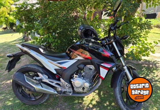 Motos - Honda CB 250 2017 Nafta 15000Km - En Venta