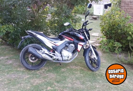 Motos - Honda CB 250 2017 Nafta 15000Km - En Venta