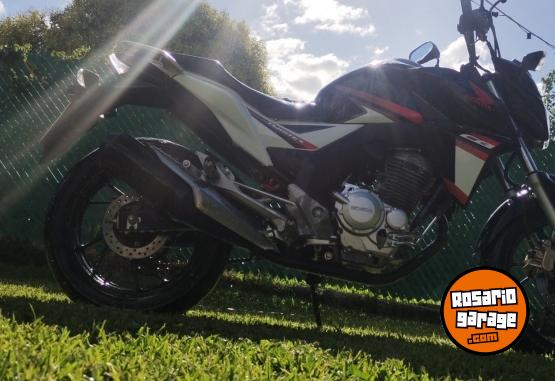 Motos - Honda CB 250 2017 Nafta 15000Km - En Venta