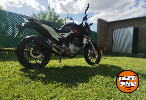 Motos - Honda CB 250 2017 Nafta 15000Km - En Venta