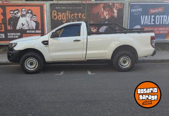 Camionetas - Ford XL 2.2 TDI 2022 Diesel 78000Km - En Venta
