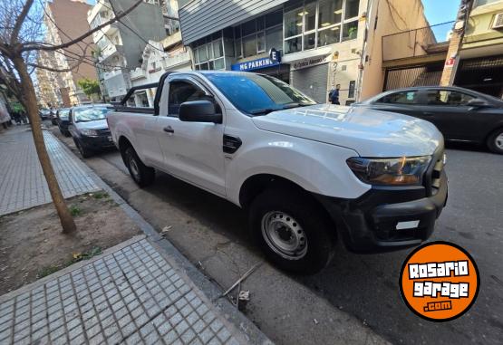 Camionetas - Ford XL 2.2 TDI 2022 Diesel 78000Km - En Venta