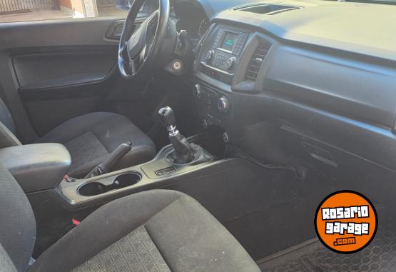 Camionetas - Ford XL 2.2 TDI 2022 Diesel 78000Km - En Venta