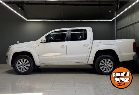 Camionetas - Volkswagen Highline 180cv 2015 Diesel 247000Km - En Venta