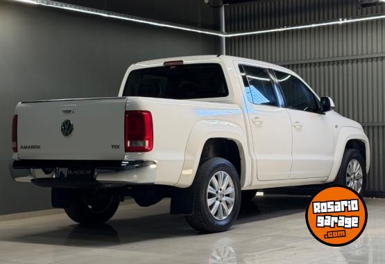 Camionetas - Volkswagen Highline 180cv 2015 Diesel 247000Km - En Venta