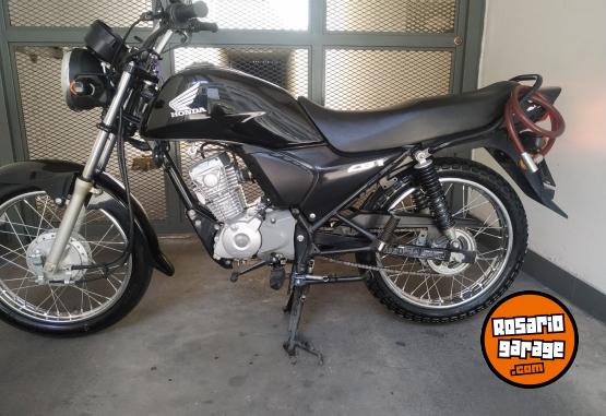 Motos - Honda Cb 1 2013 Nafta 12000Km - En Venta