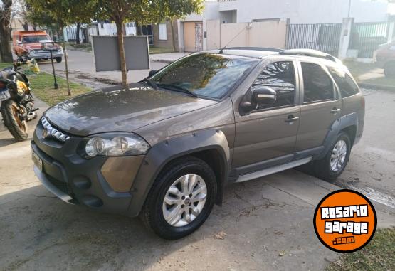 Autos - Fiat Palio weekend adventure 2014 GNC 245000Km - En Venta