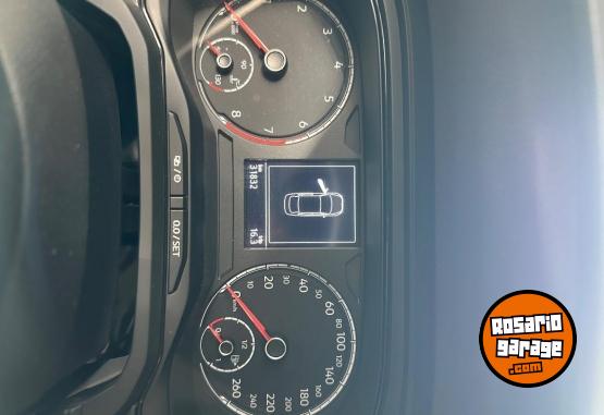 Autos - Volkswagen Virtus 2018 Nafta 30000Km - En Venta