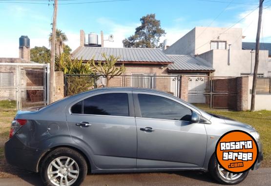 Autos - Chevrolet SONIC 2014 GNC 136000Km - En Venta