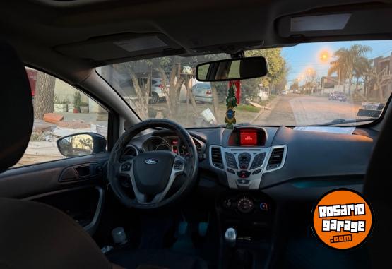 Autos - Ford Fiesta 2013 Nafta 208000Km - En Venta