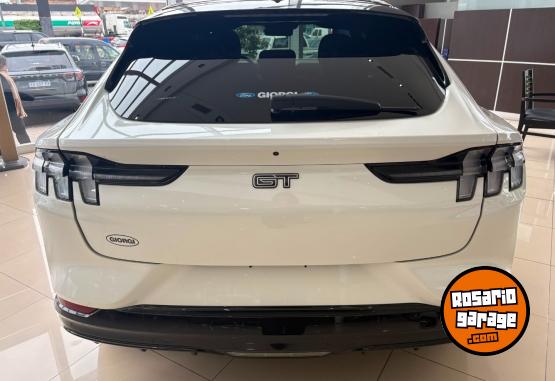 Autos - Ford Mustang Mach-E GT 2023 Electrico / Hibrido 1843Km - En Venta