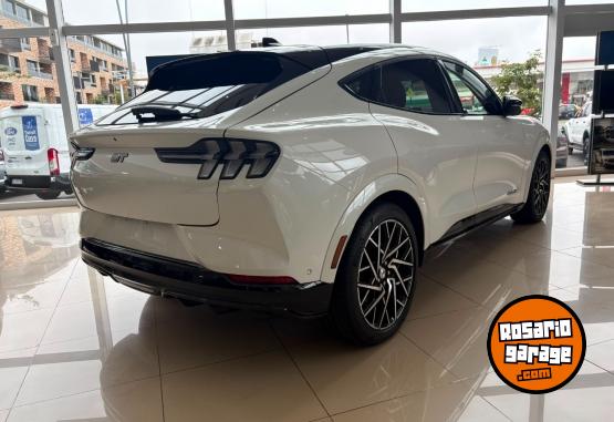 Autos - Ford Mustang Mach-E GT 2023 Electrico / Hibrido 1843Km - En Venta
