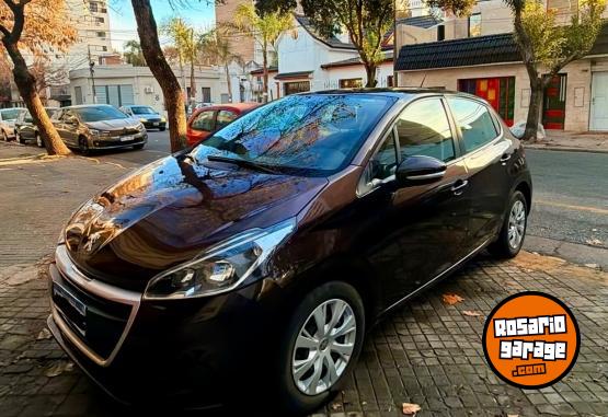 Autos - Peugeot 208 Active 2018 Nafta 42000Km - En Venta