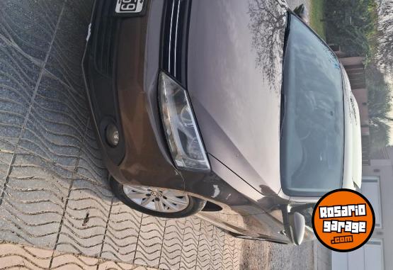 Autos - Volkswagen Vento 2.0 tdi 2011 Diesel 131000Km - En Venta
