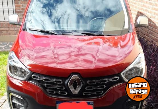 Utilitarios - Renault Kangoo 2022 Diesel 51500Km - En Venta