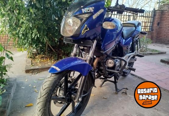 Motos - Bajaj Rouser 220 2010 Nafta 69300Km - En Venta