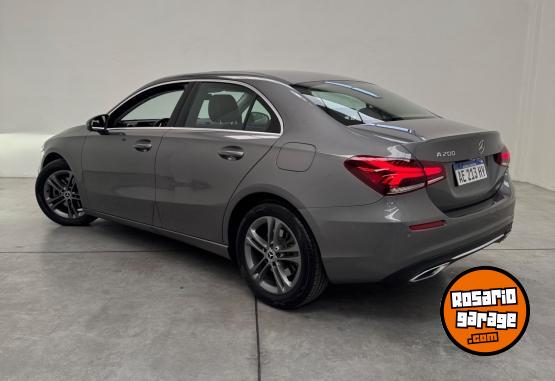 Autos - Mercedes Benz A200 Progressive 2020 Nafta 73000Km - En Venta