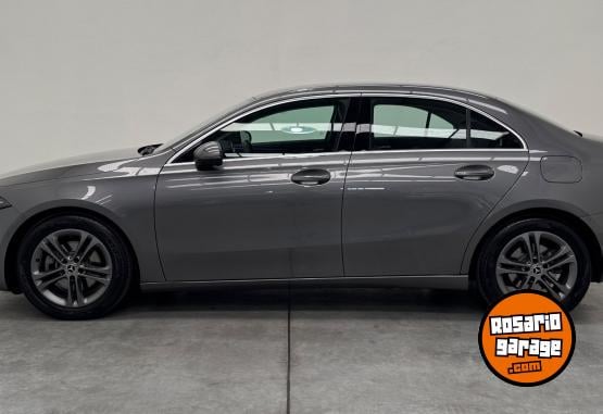 Autos - Mercedes Benz A200 Progressive 2020 Nafta 73000Km - En Venta