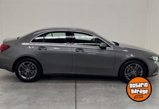 Autos - Mercedes Benz A200 Progressive 2020 Nafta 73000Km - En Venta