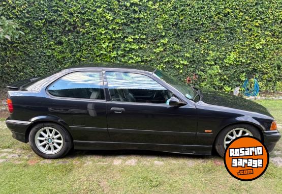 Autos - Bmw 323 2.5 1998 Nafta 150000Km - En Venta