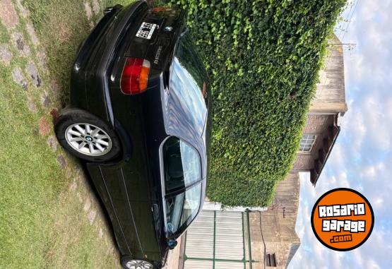 Autos - Bmw 323 2.5 1998 Nafta 150000Km - En Venta