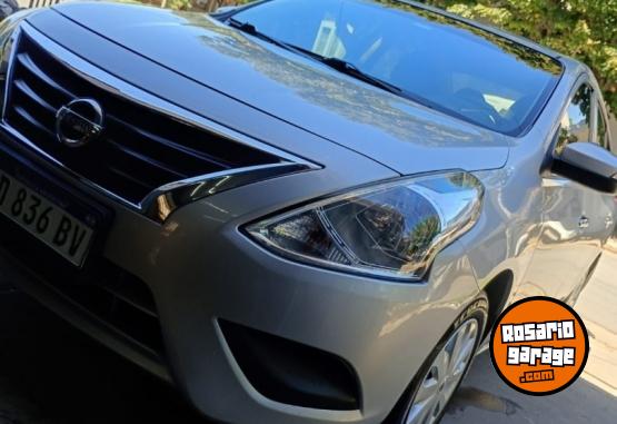 Autos - Nissan VERSA SENSE MT 2019 Nafta 120000Km - En Venta