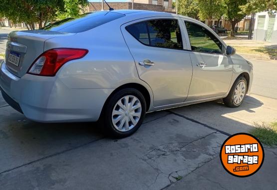 Autos - Nissan VERSA SENSE MT 2019 Nafta 120000Km - En Venta