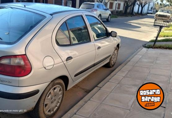 Autos - Renault Megane 2002 Nafta 246000Km - En Venta
