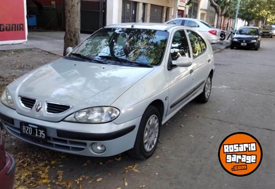 Autos - Renault Megane 2002 Nafta 246000Km - En Venta