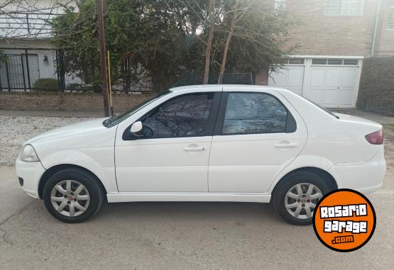 Autos - Fiat Siena 2015 Nafta 123000Km - En Venta