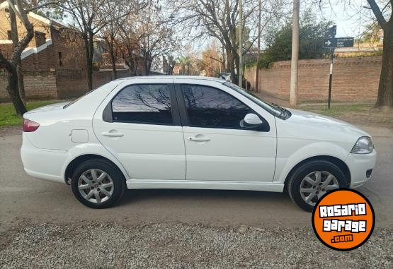 Autos - Fiat Siena 2015 Nafta 123000Km - En Venta