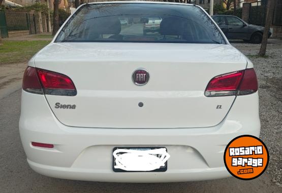Autos - Fiat Siena 2015 Nafta 123000Km - En Venta
