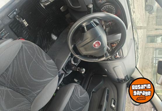 Autos - Fiat Siena 2015 Nafta 123000Km - En Venta