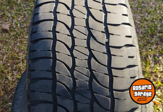 Accesorios para Autos - Cubiertas Michelin LTX Force 215/65.R16 usadas, x2 o x4 - En Venta