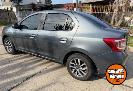 Autos - Renault LOGAN INTENS 1.6 MANUAL 2023 GNC 81000Km - En Venta