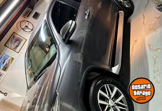 Camionetas - Toyota Sw4 SRX 2017 Diesel 201000Km - En Venta