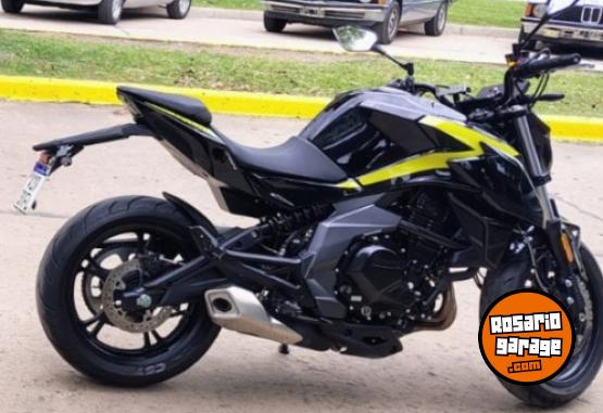Motos - CF NK 400 2023 Nafta 13000Km - En Venta