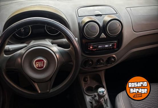 Autos - Fiat PALIO ATRACTIVE 1.4 2015 Nafta 136000Km - En Venta